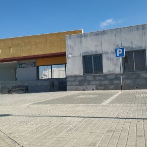 Centro Cívico + Parking Ambulancia